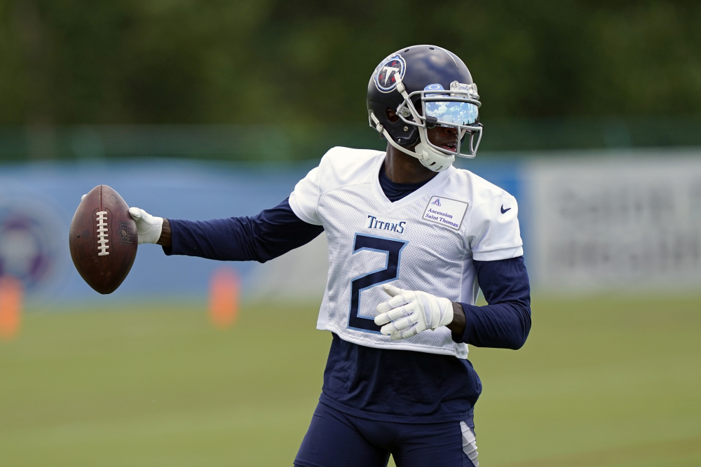 Titans Camp Football
