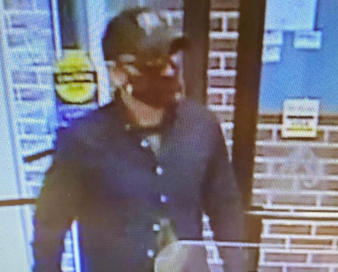 Reward of $10,000 offered for help catching armed bank robber in Maine