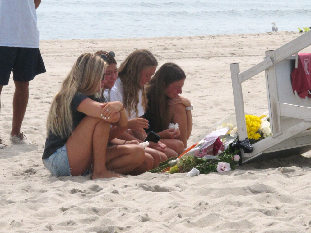 Lightning Lifeguard Killed
