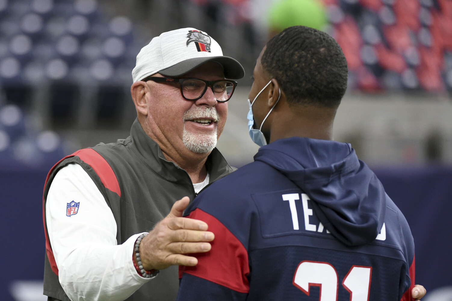 Falcons first NFL team to have 100% of players vaccinated