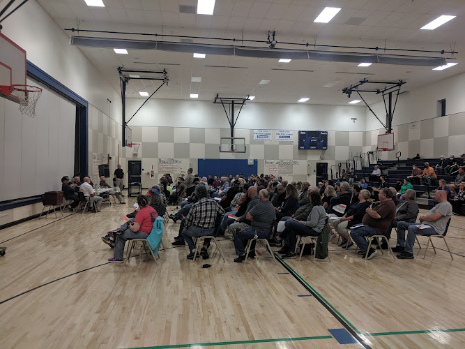 More than 100 people attend a special town meeting Tuesday night in Sabattus to decide whether to disband the Police Department. Roughly 80% voted to keep their force.