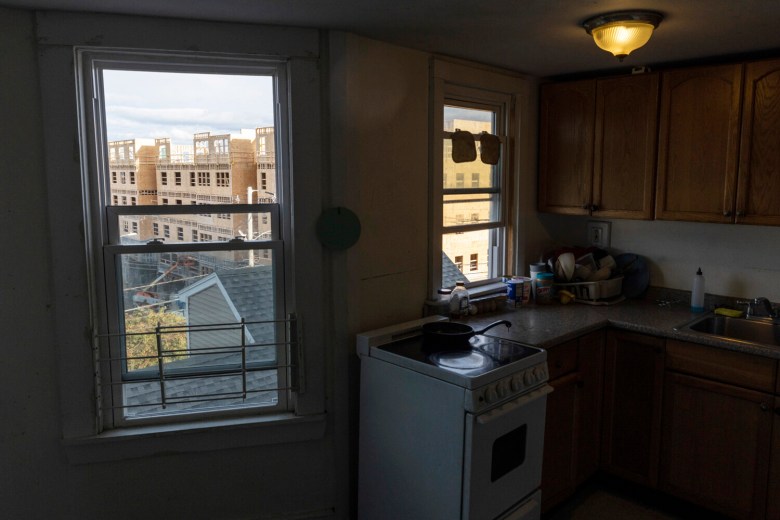 Portland officials still wrangling over future of family shelter
