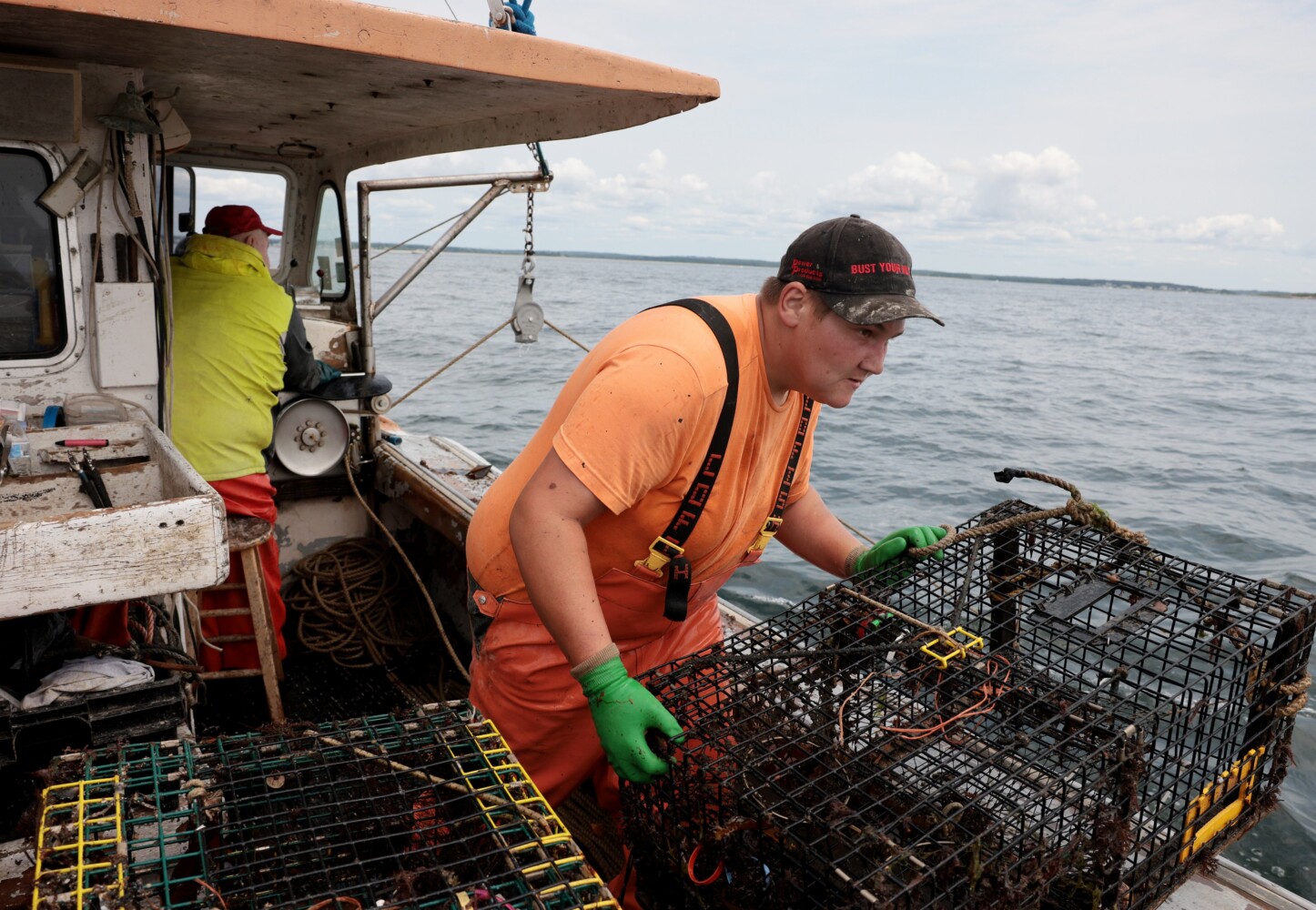One of Connecticut's last lobstermen sticks with it, despite his near empty  hauls