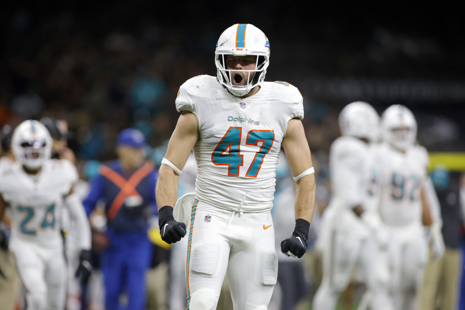 NFL: Dolphins beat Saints to win seventh straight - Los Angeles Times