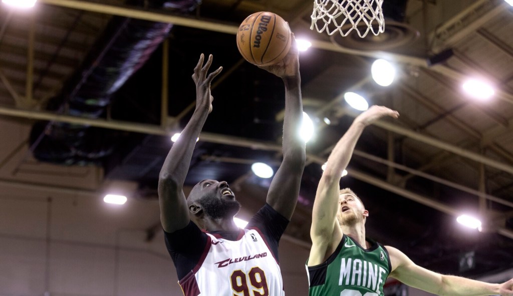 Ex-Celtics center Tacko Fall signs deal with Cavaliers 