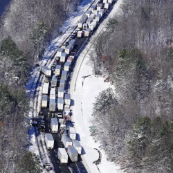 APTOPIX Winter Weather Interstate Shutdown