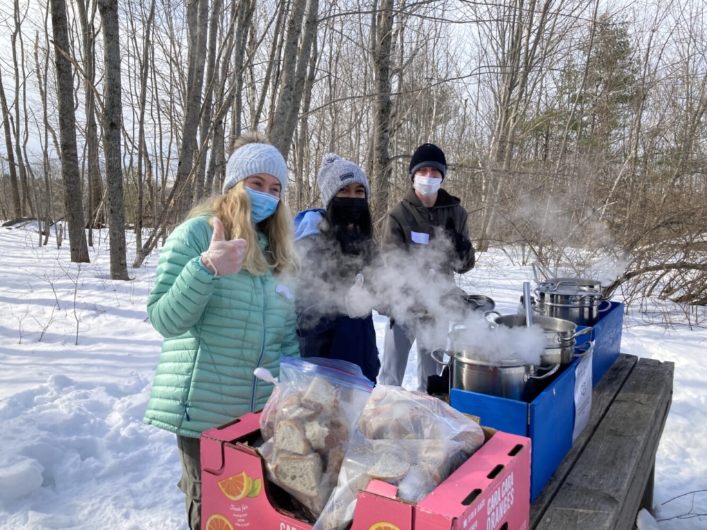 Augusta arboretum's trail-side meal draws hundreds