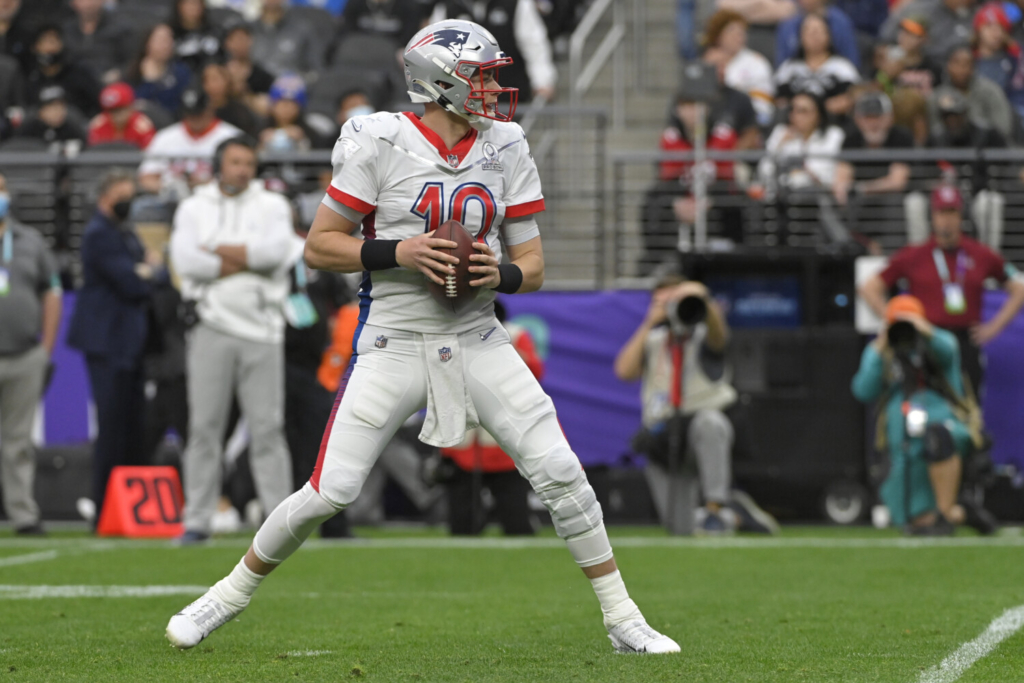 Pro Bowl 2022: AFC Beats NFC For Fifth Straight Year; Justin Herbert, Maxx  Crosby Named Offensive/Defensive MVPs - CBS Los Angeles