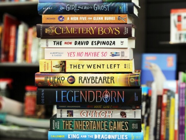 Six Mainers recommend their favorite beach reads