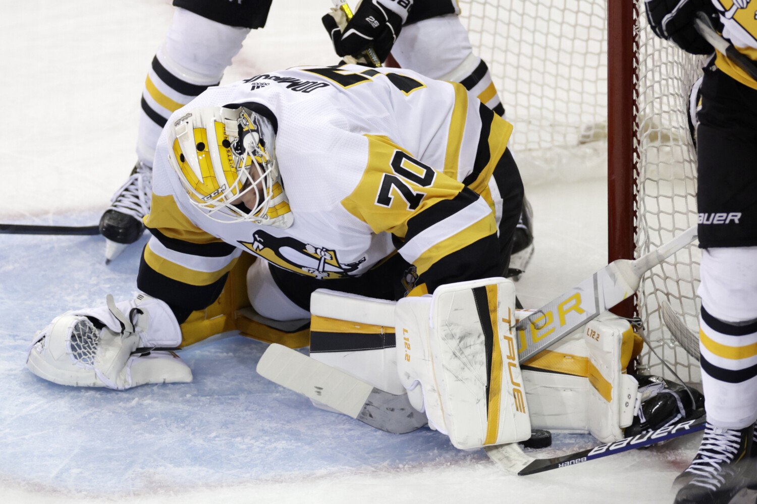 Penguins Room: Momentum Shift, DeSmith Got His 'Mind Right' in SO Loss