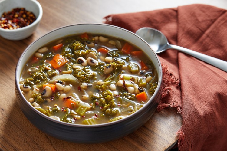 Black-eyed Pea and Mustard Greens Soup