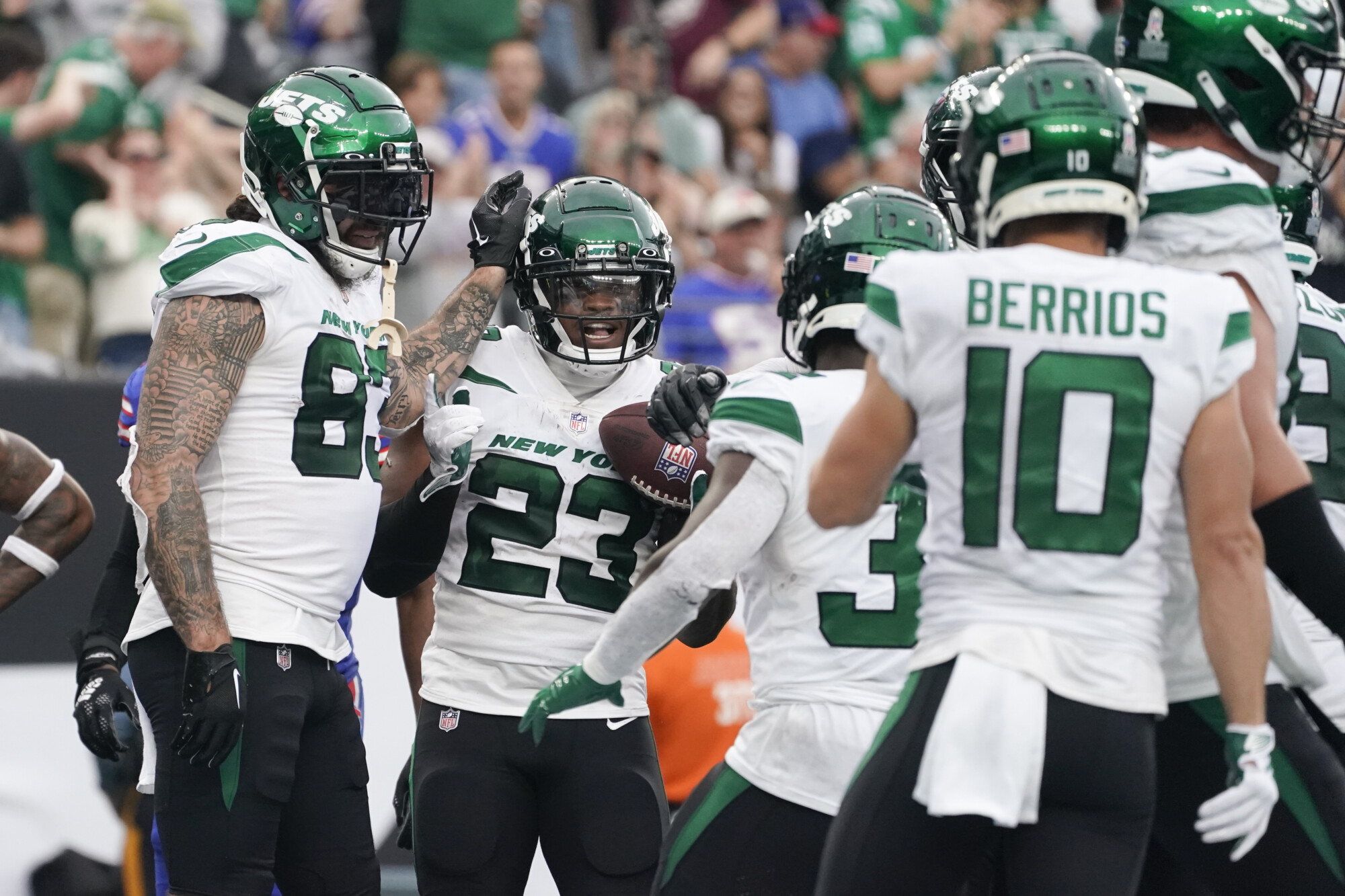 Zach Wilson, Jets' defense stun Josh Allen, Bills in 20-17 victory