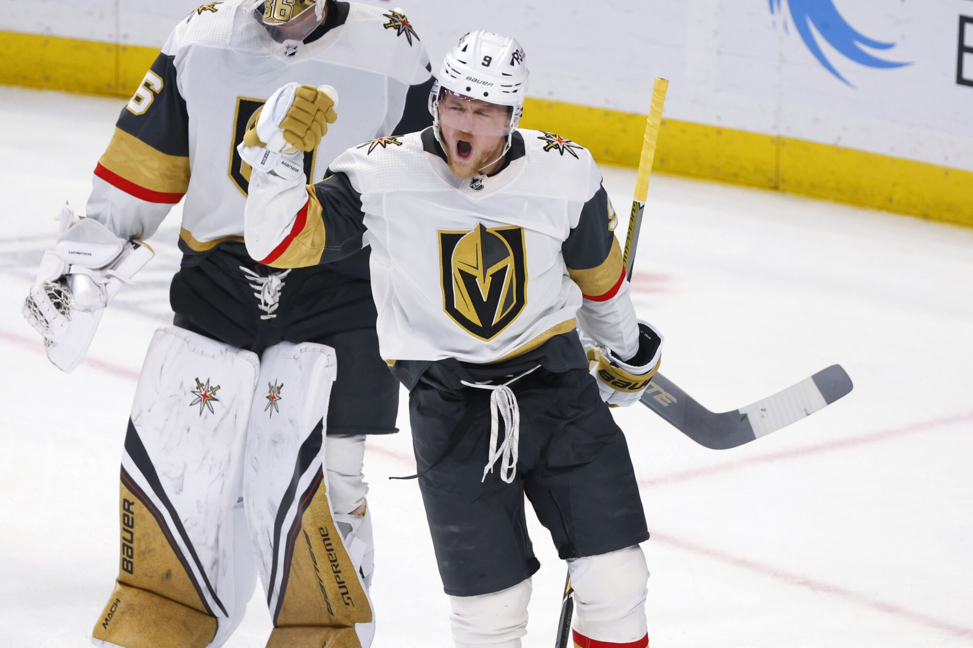 NHL roundup: Devils win in OT, extending winning streak to 11