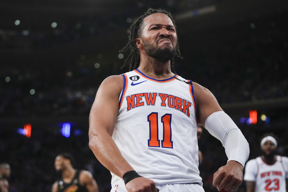 Philadelphia 76ers squeeze past New York Knicks in lowest-scoring