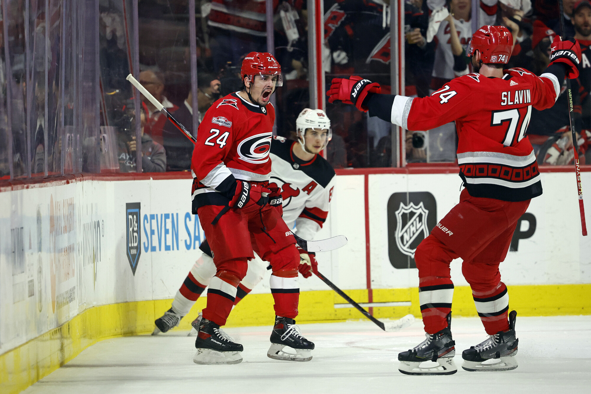 Carolina Hurricanes open season with 3-0 win over Red Wings