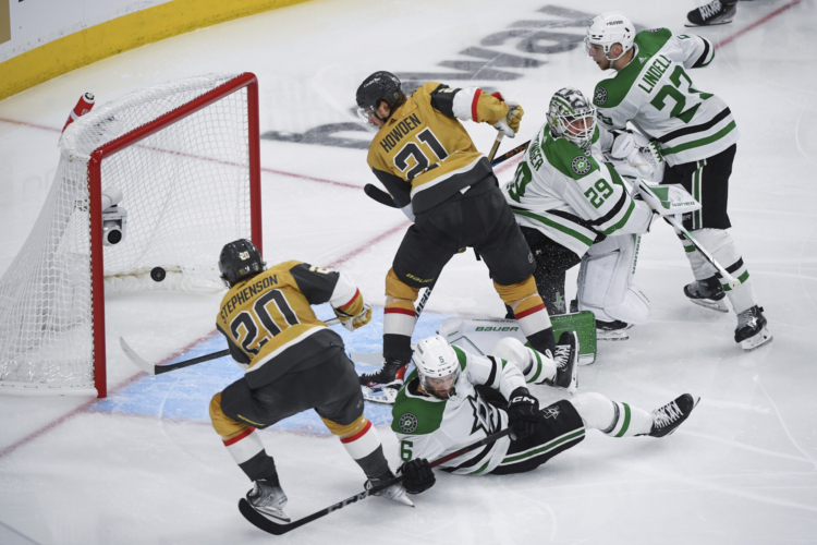 Chandler Stephenson's OT goal gives Knights 2-0 series lead on Stars