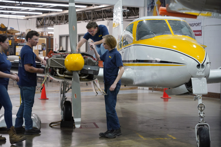 Changing Workforce Plane Mechanics