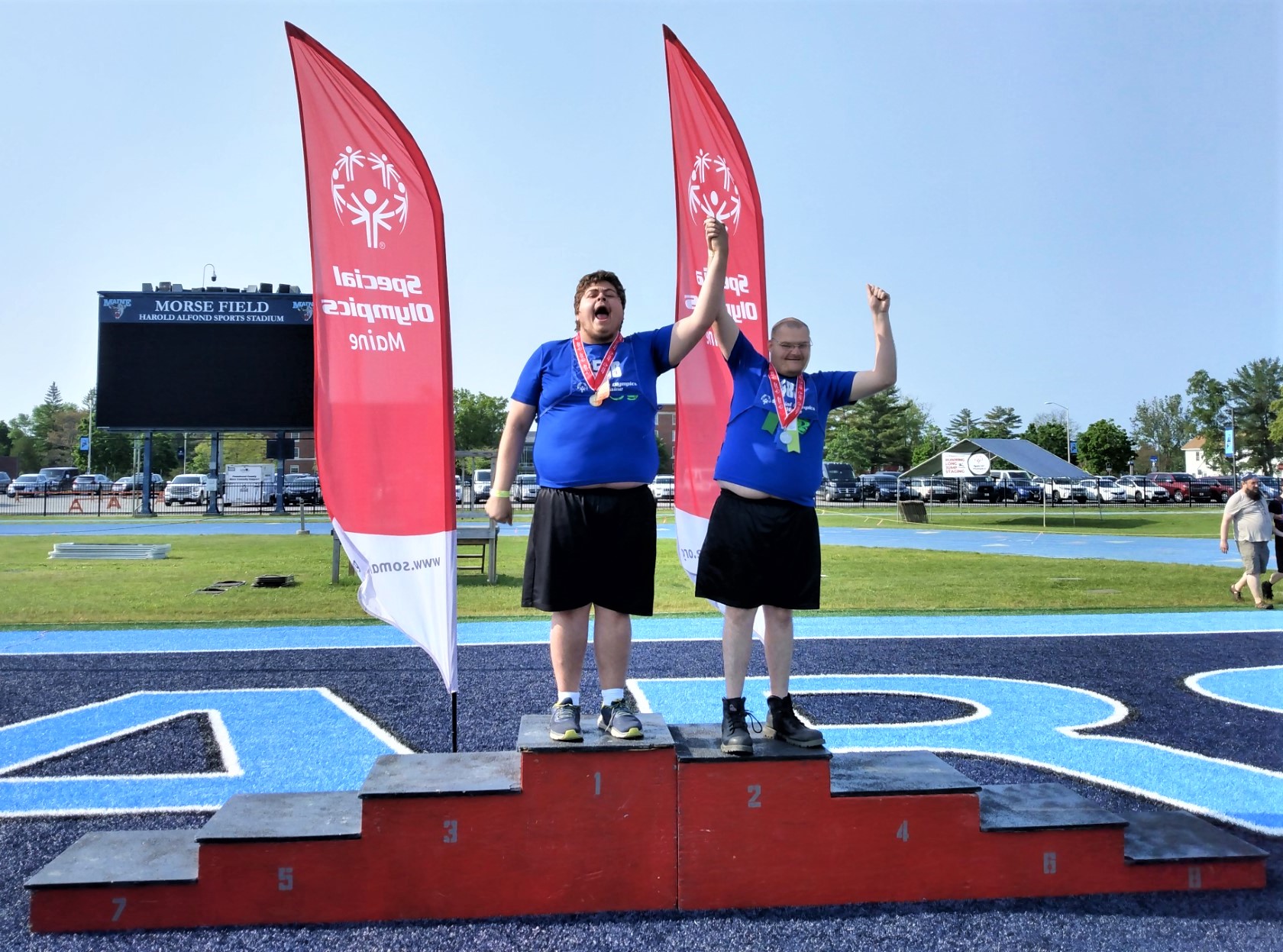 Leaping Lizards compete at Maine Special Olympics