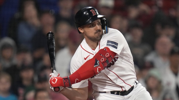 Red Sox Sign Adam Duvall - MLB Trade Rumors
