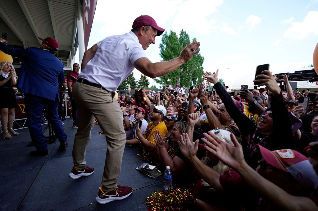 Washington Football Team to play at empty FedEx Field this year - Football  Stadium Digest