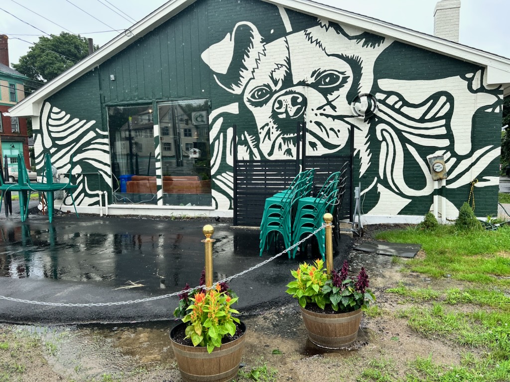 The Wrap + Leon’s opens in Westbrook Saturday; new Mainebased