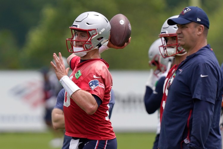 Patriots offensive coordinator Bill O'Brien, quarterback Mac Jones enjoy  strong relationship