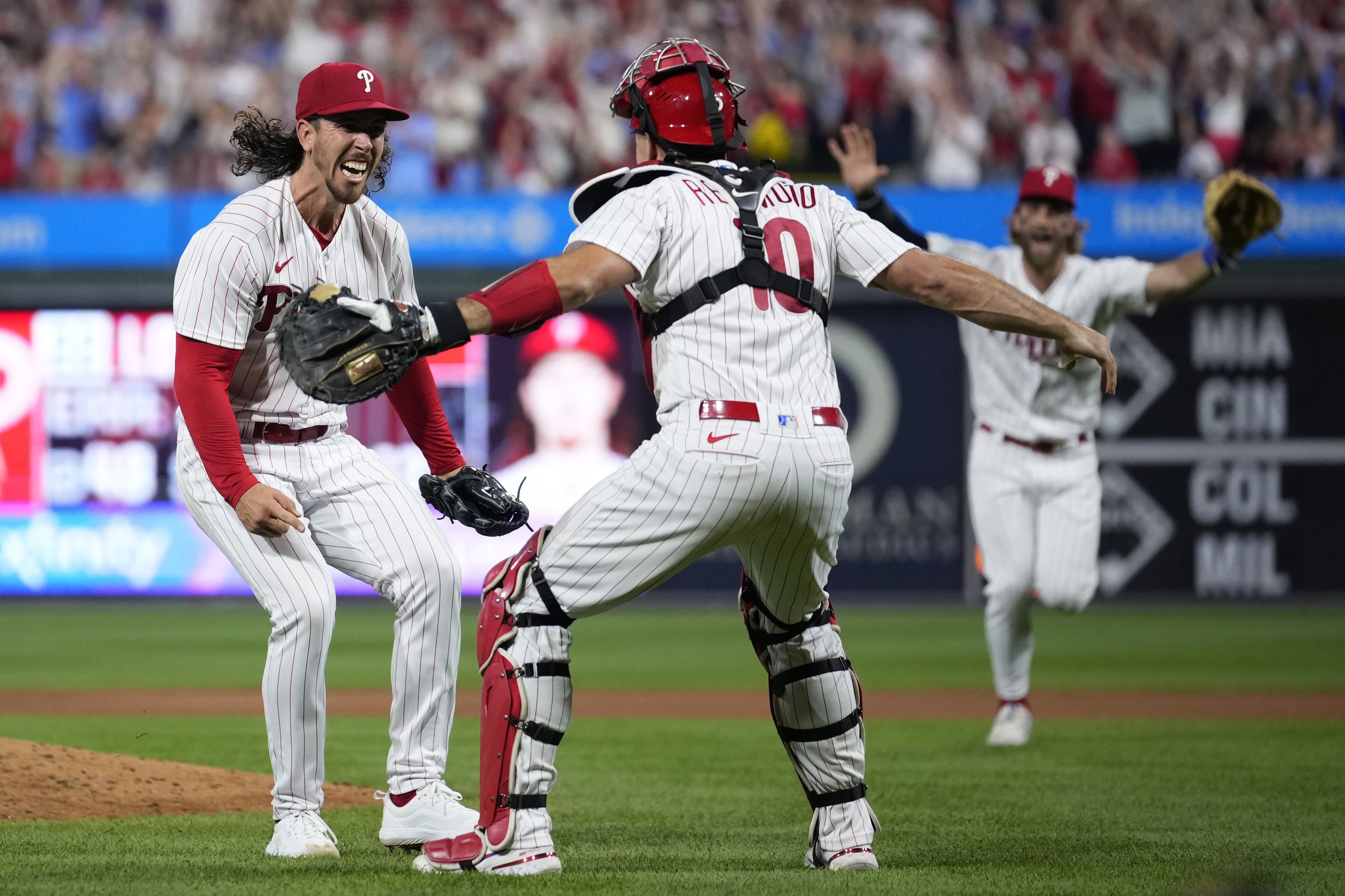 NLCS: Phillies's offense a no-show as they fall to Giants again – Delco  Times