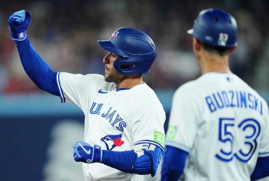 MLB roundup: Biggio hit by pitch to force in tie-breaking run in 8th as Blue  Jays beat Phillies 2-1