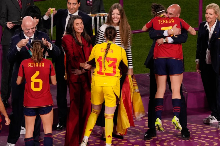 Anger in Spain after soccer chief kisses player at Women's World Cup  ceremony : NPR