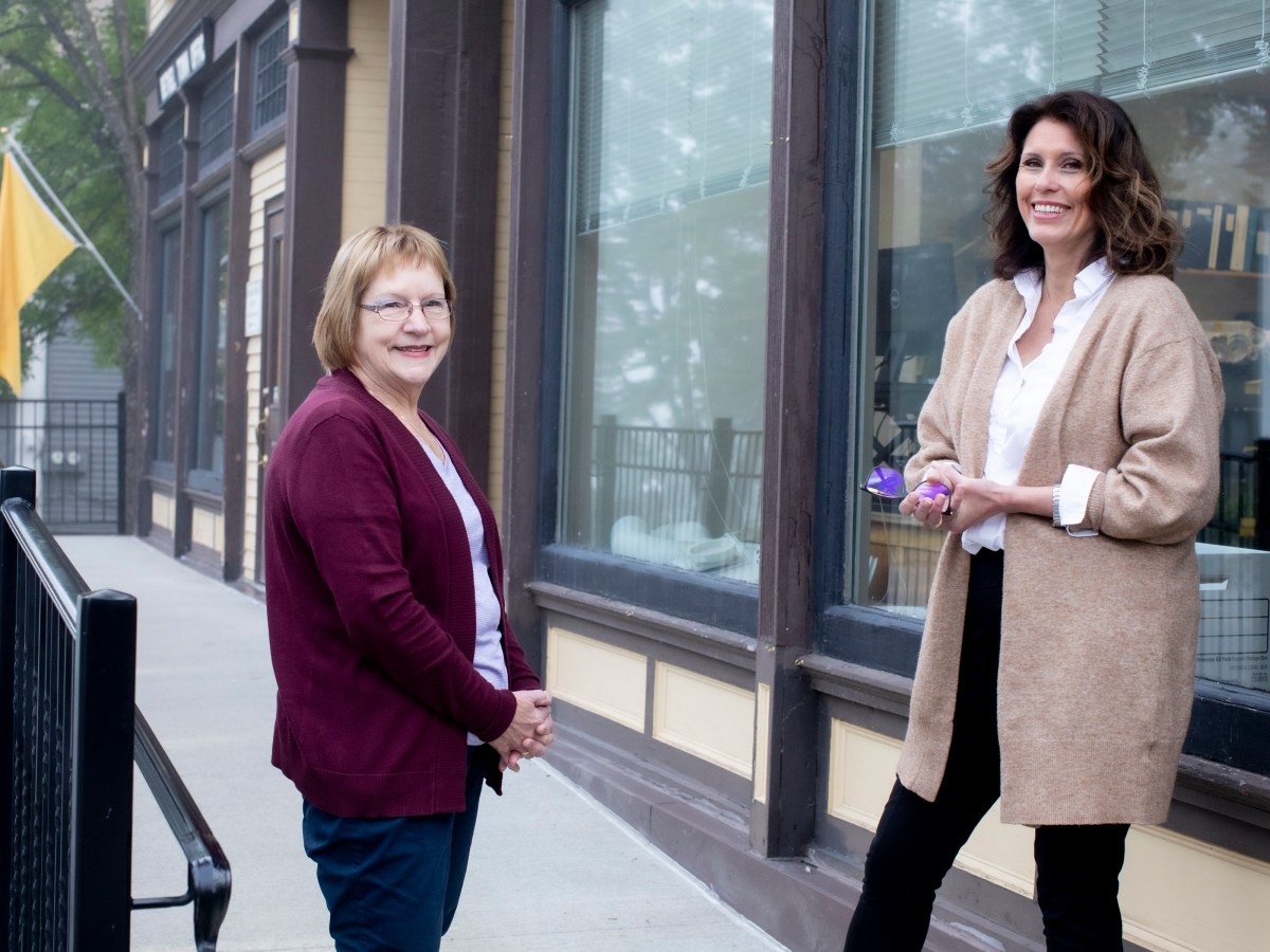 Sharon Jackson to stay on as Bethel town manager