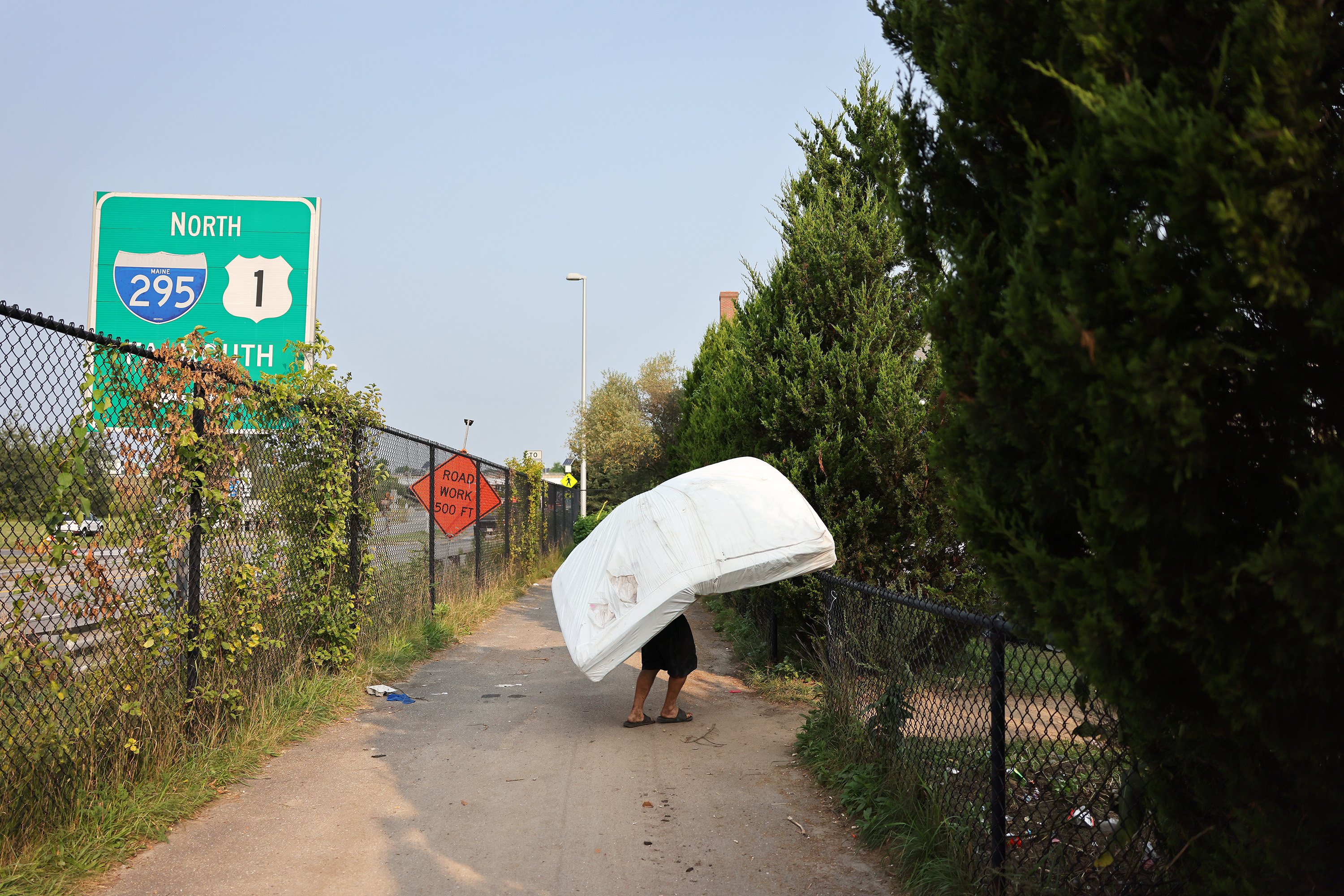 DOT set to sweep homeless encampments by I-295 in Portland on Friday - Vimarsana News