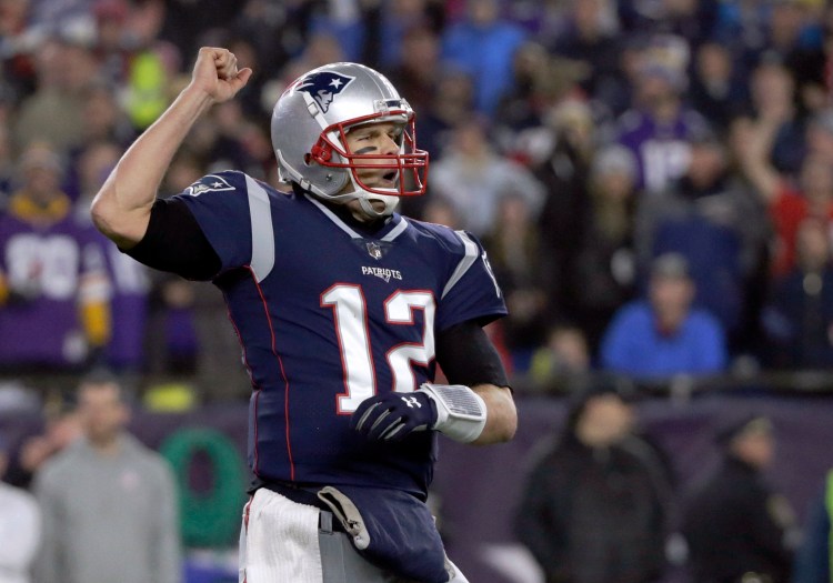 Tom Brady's shadow looms over Patriots as season begins