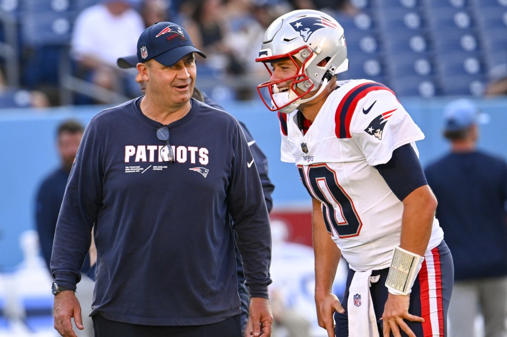 Can you spot what's off with Patriots QB Mac Jones' jersey