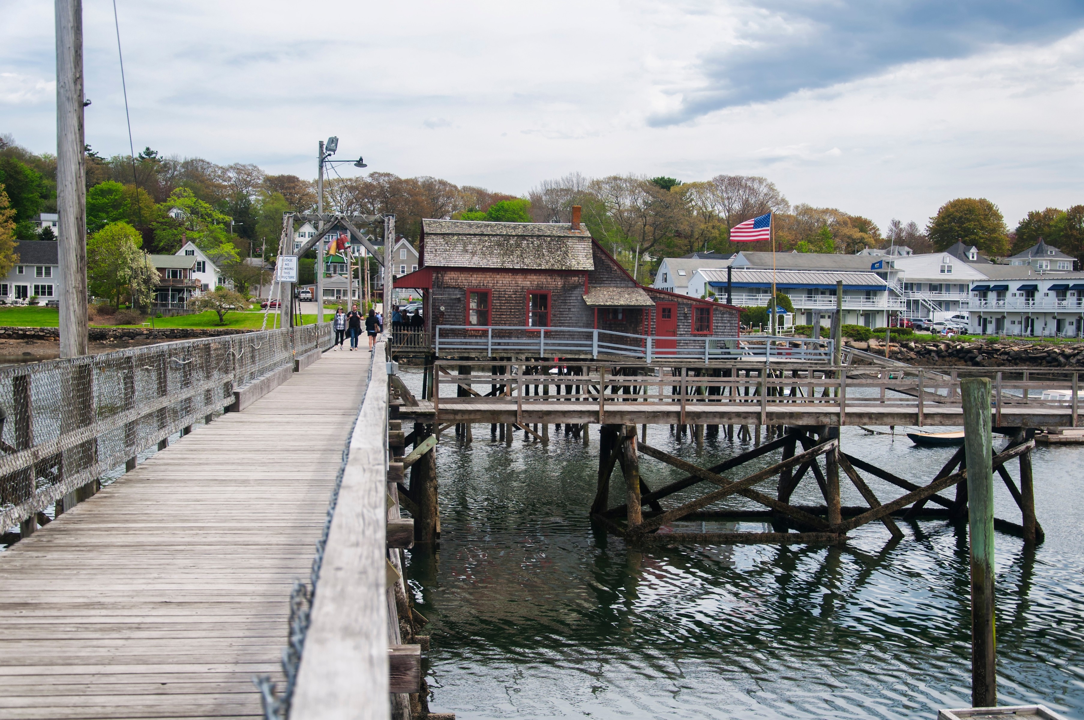 'Happy Place' locales that might look familiar, if you've been to this Midcoast town - Vimarsana News