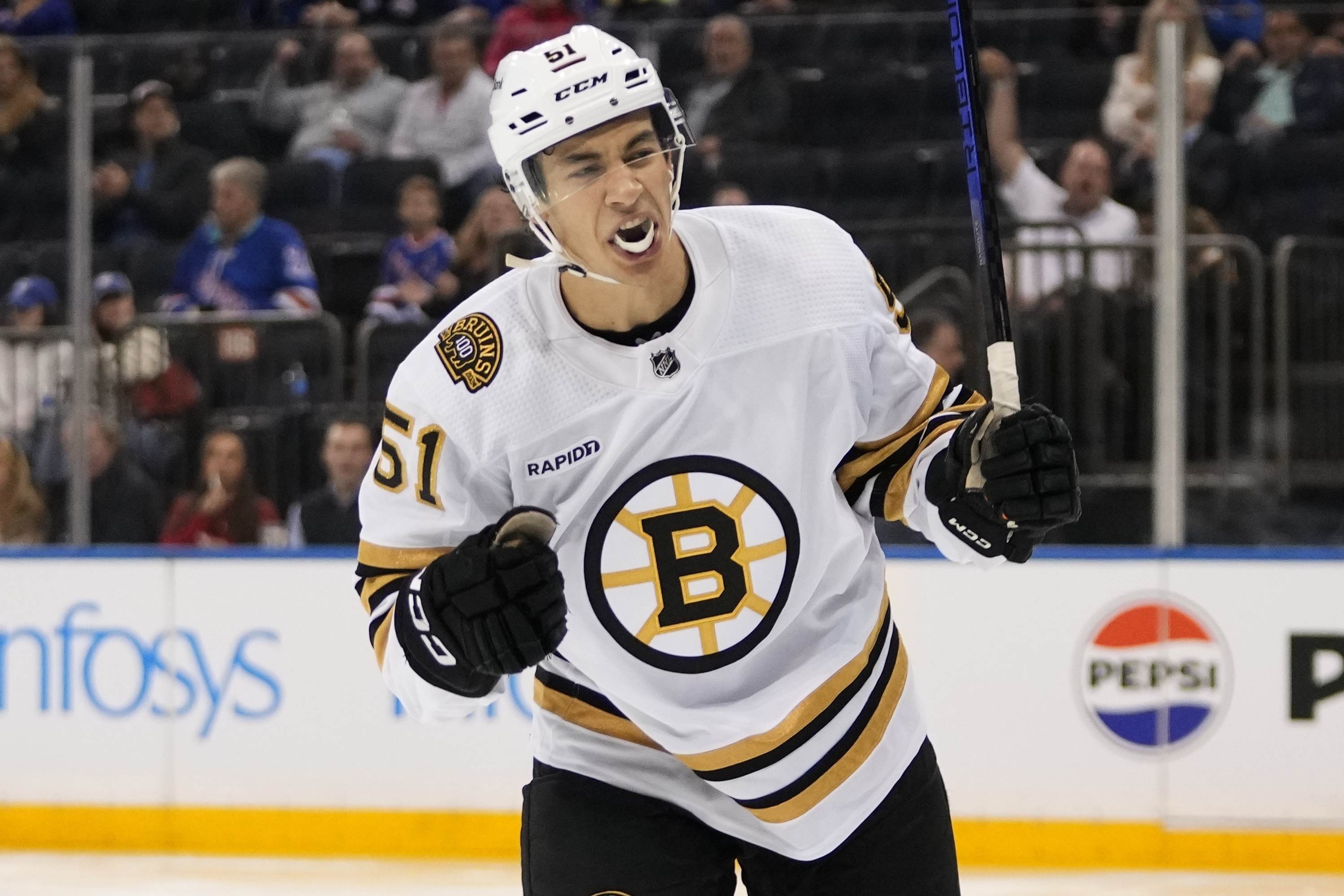 Bruins notebook: Bruins get seven players back from protocol, lose