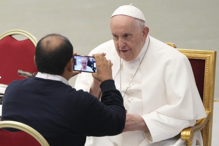 APTOPIX Vatican Pope Meeting