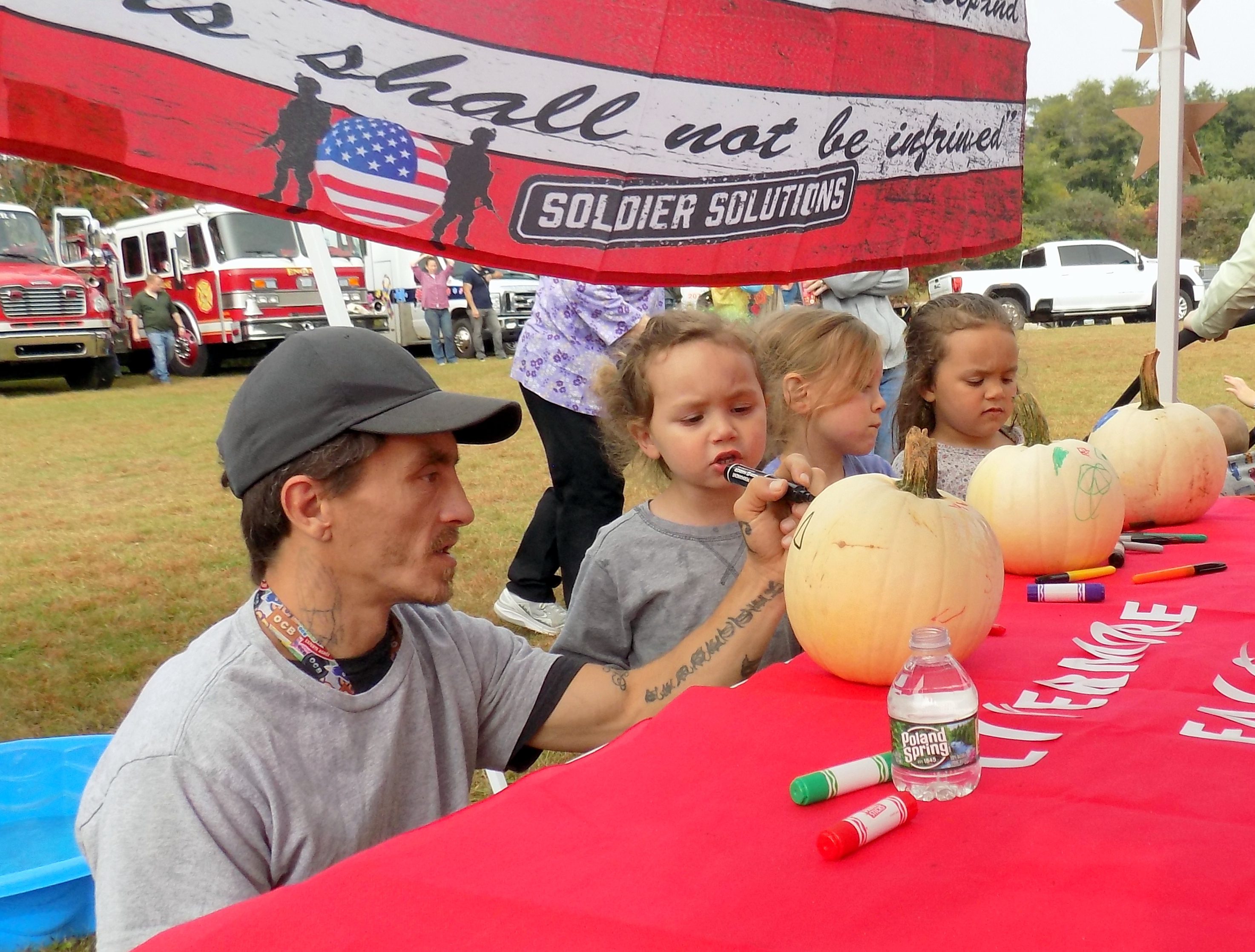 Great weather, lots to enjoy at Apple-Pumpkin Festival - Vimarsana News