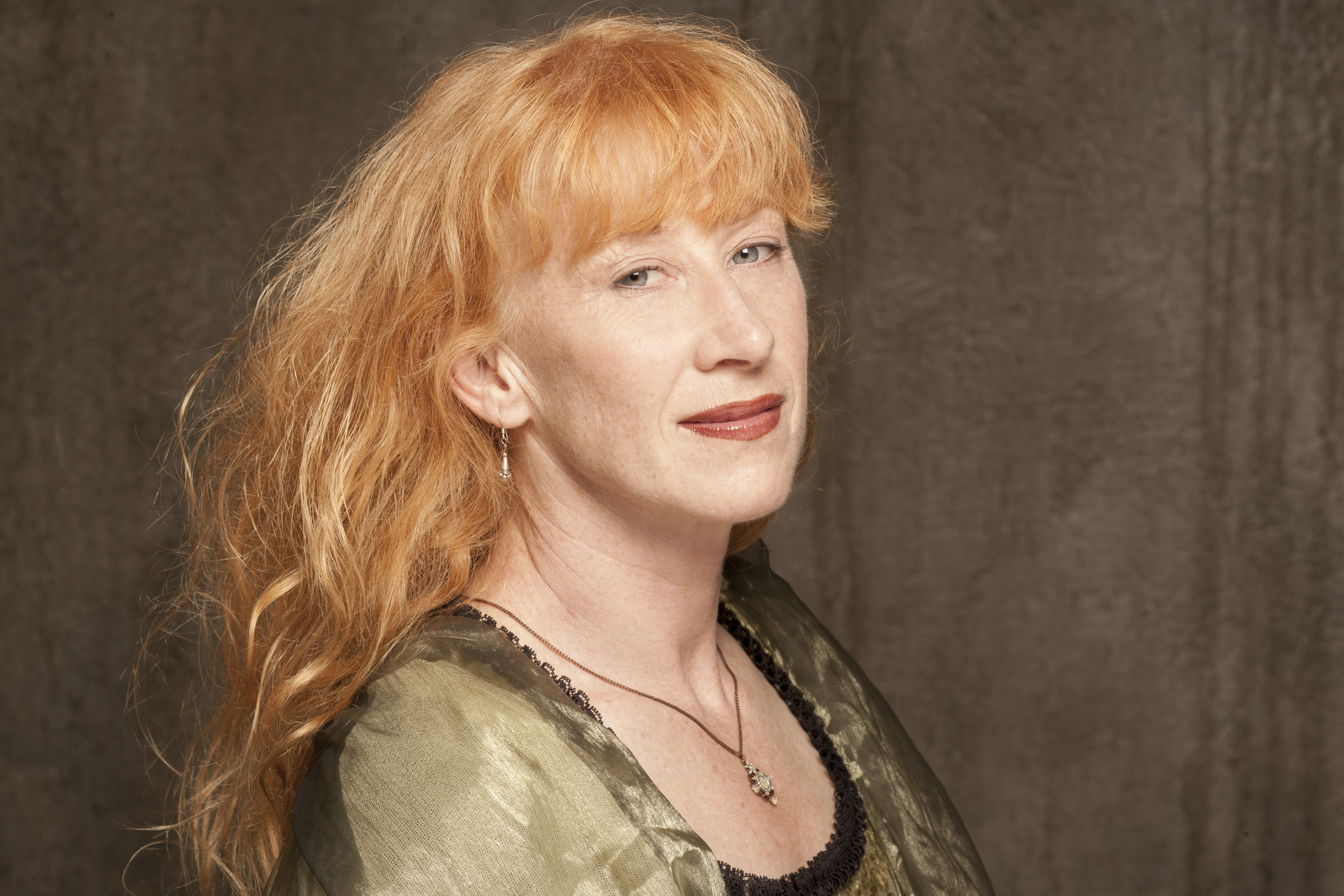 Loreena McKennitt shares woes of music industry - Vimarsana News
