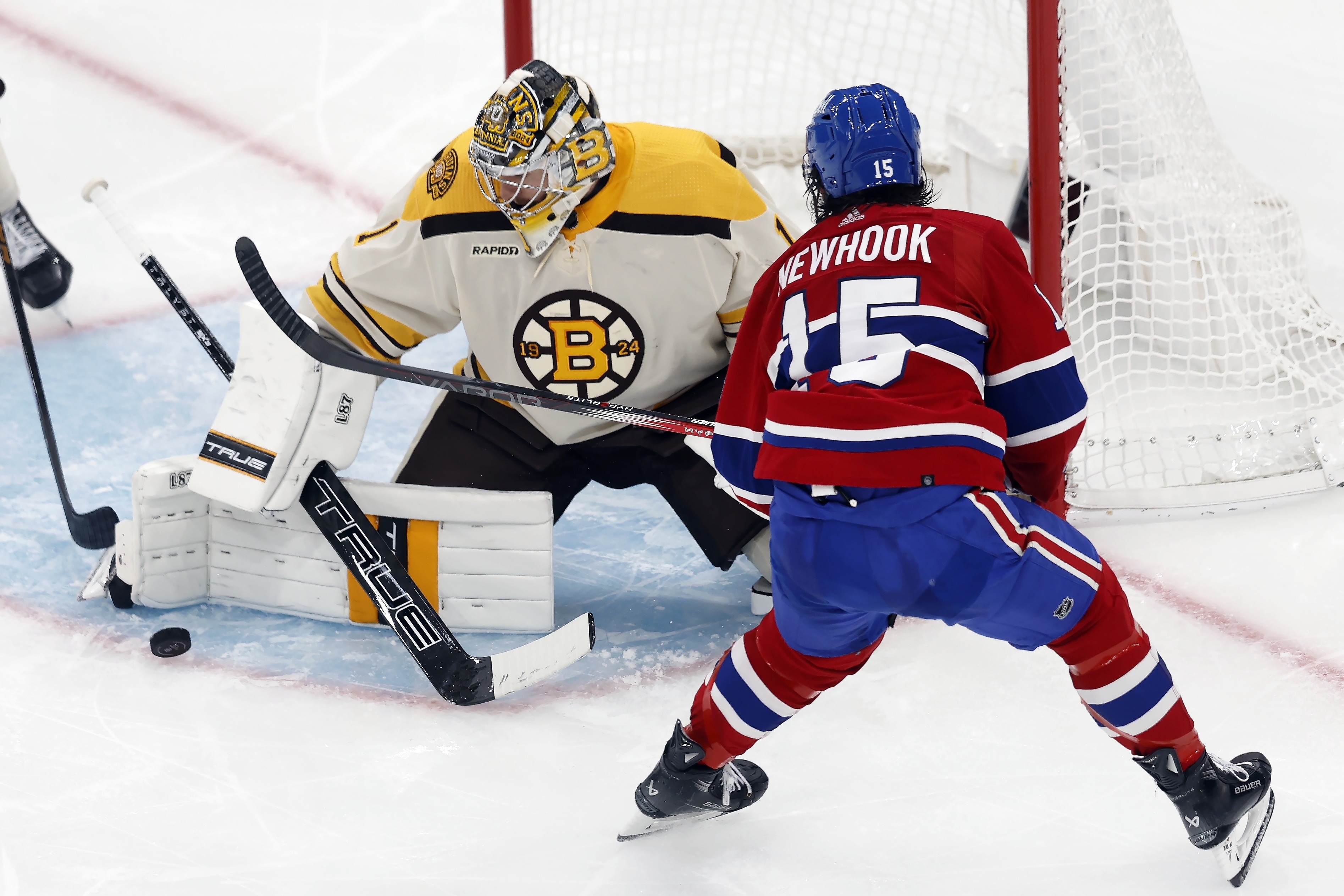 Bruins Notebook: Jeremy Swayman Wants His Piece Of History