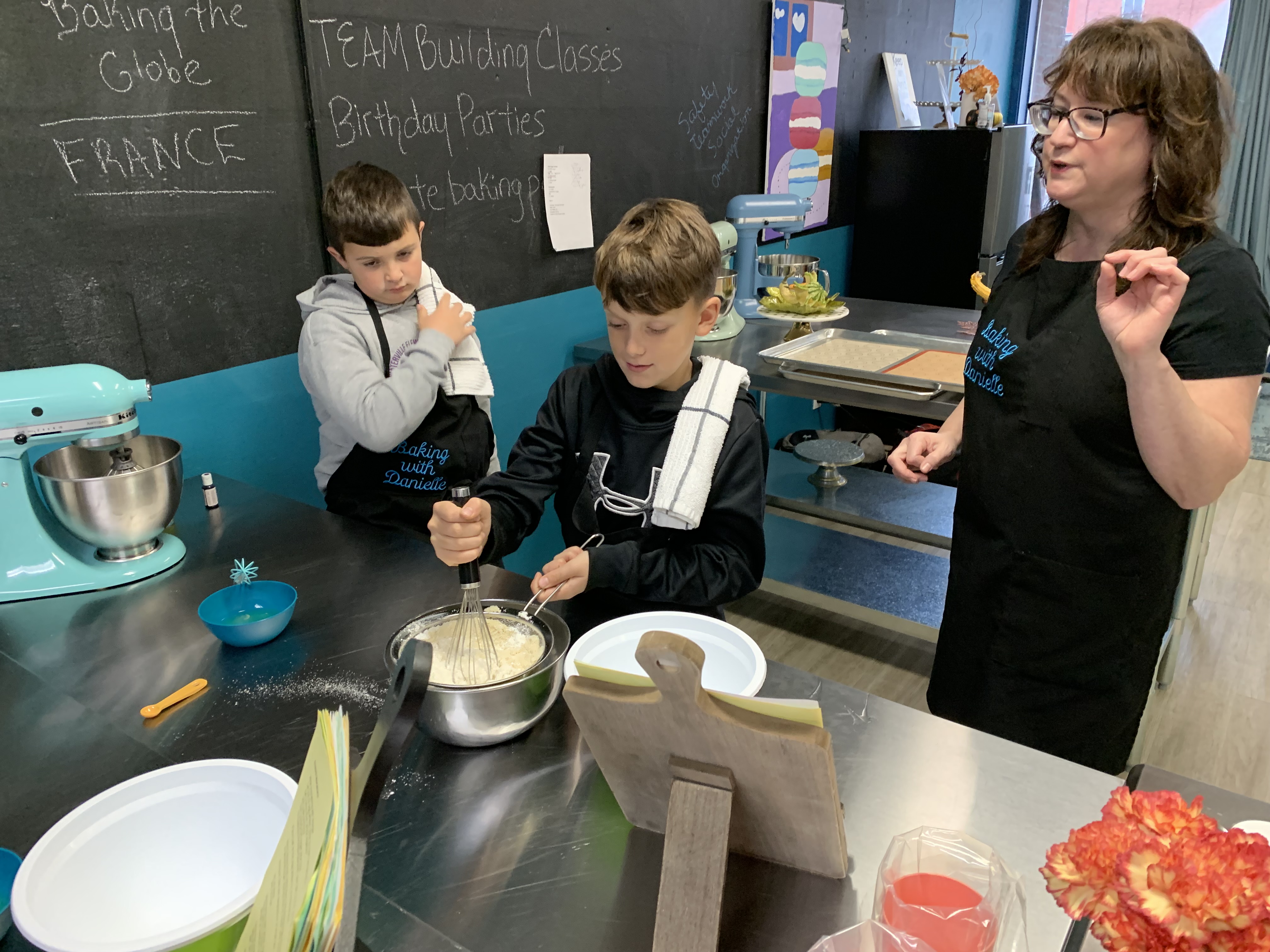 Reporting Aside: Waterville business owner takes a sweet approach to her work - Vimarsana News