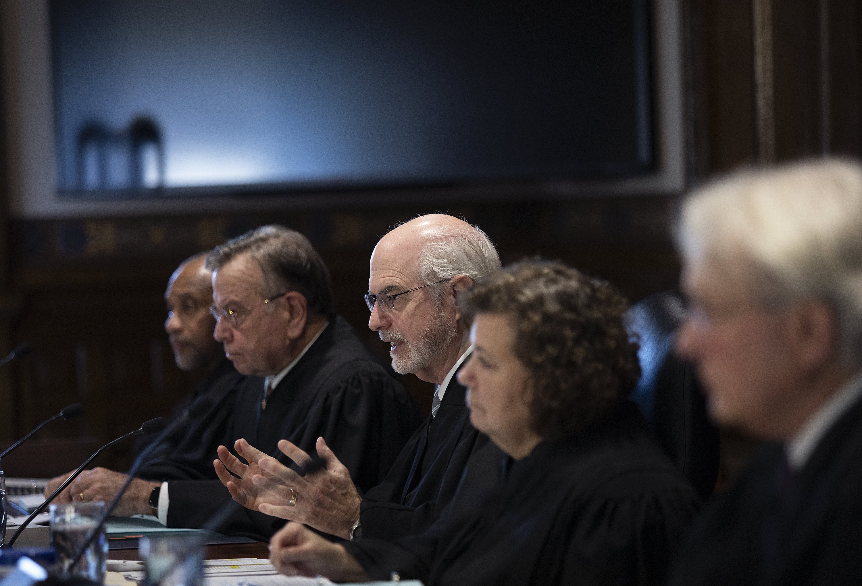 State agency, legislative committee clash in supreme court hearing over records - Vimarsana News