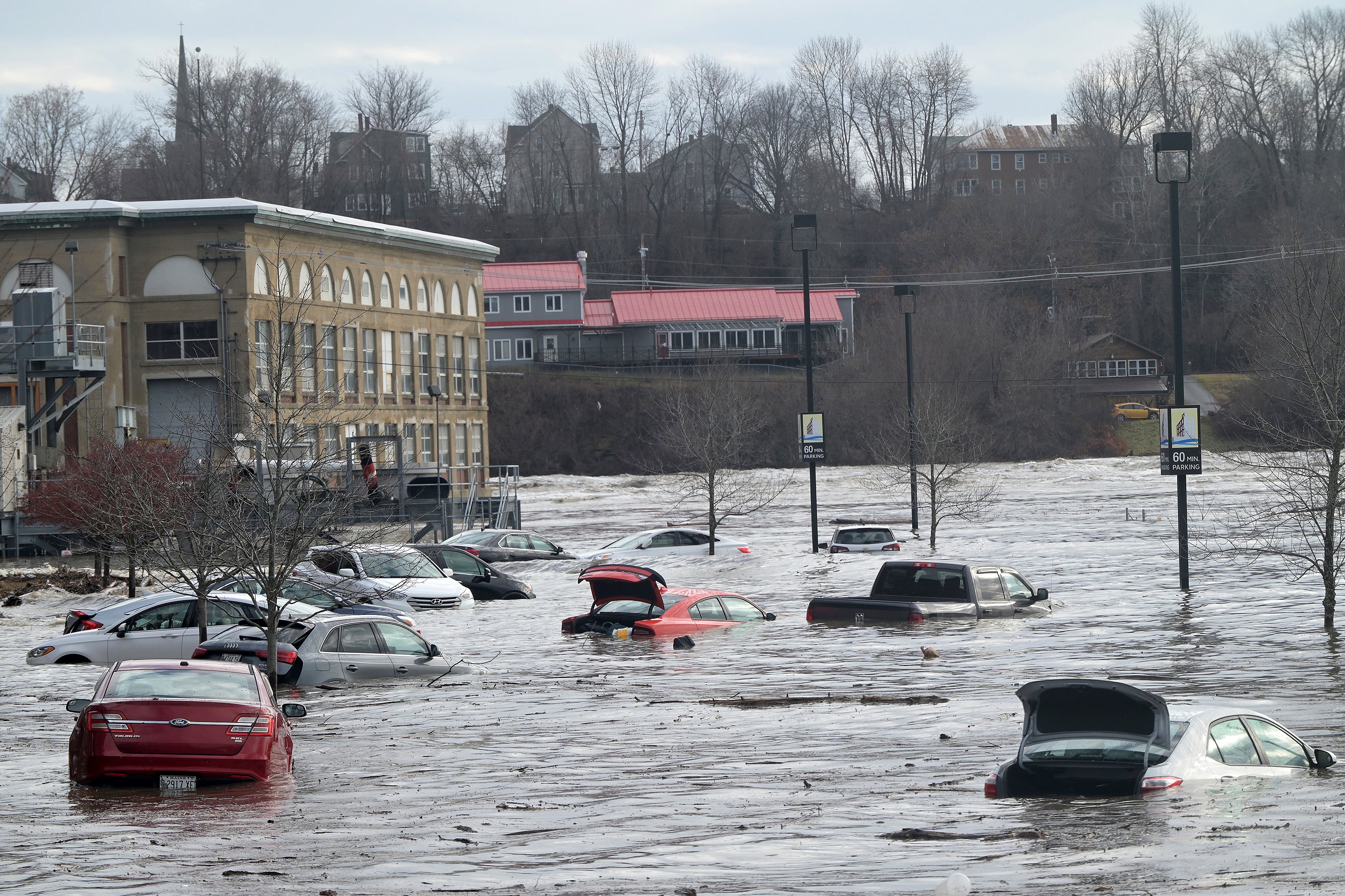 Storm approaching Maine: High winds, power outages, snow, and flooding  likely