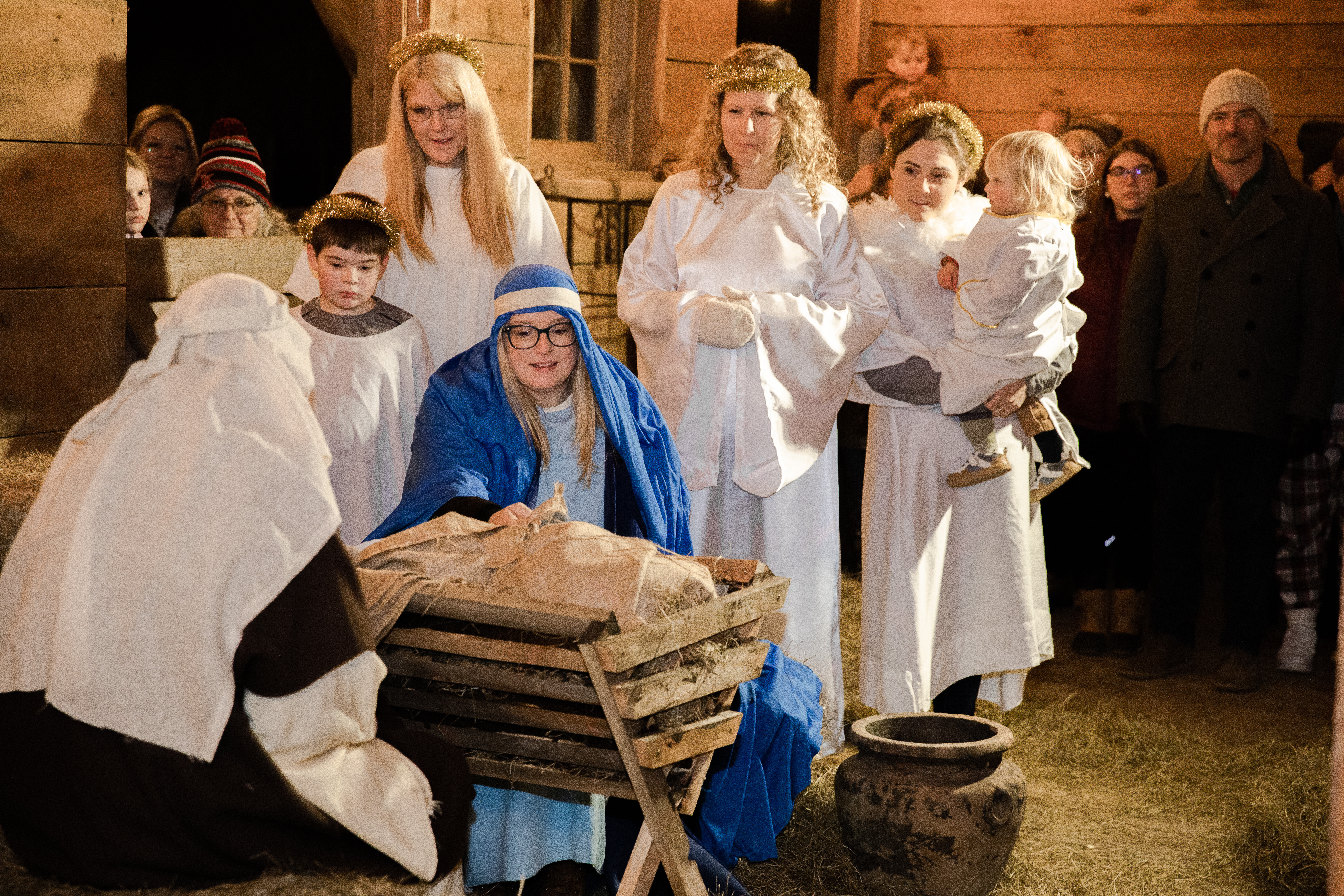'A stunning blessing': Live Nativity draws hundreds to Otisfield barn - Vimarsana News
