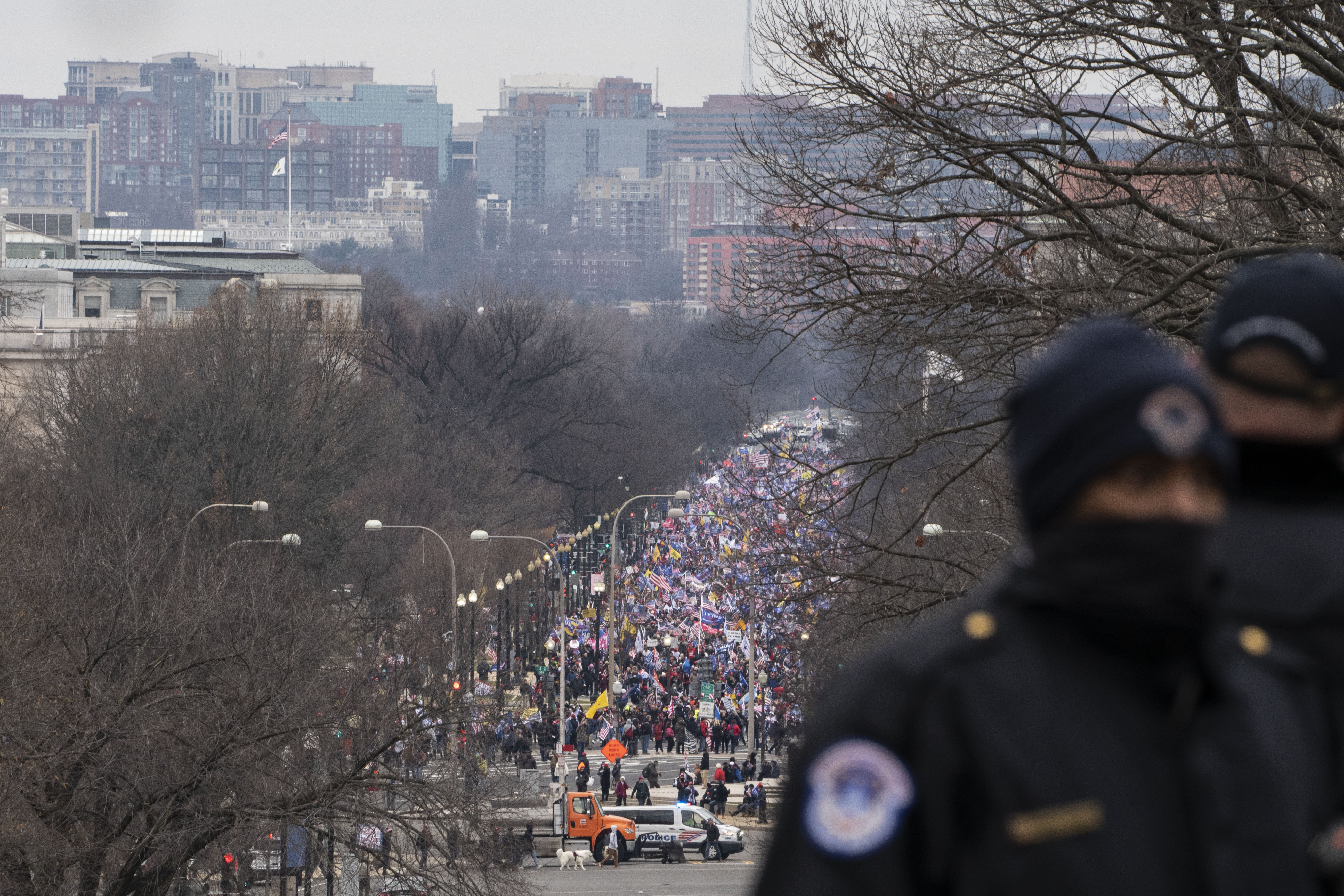 A quarter of Americans believe FBI instigated Jan. 6, poll finds - Vimarsana News