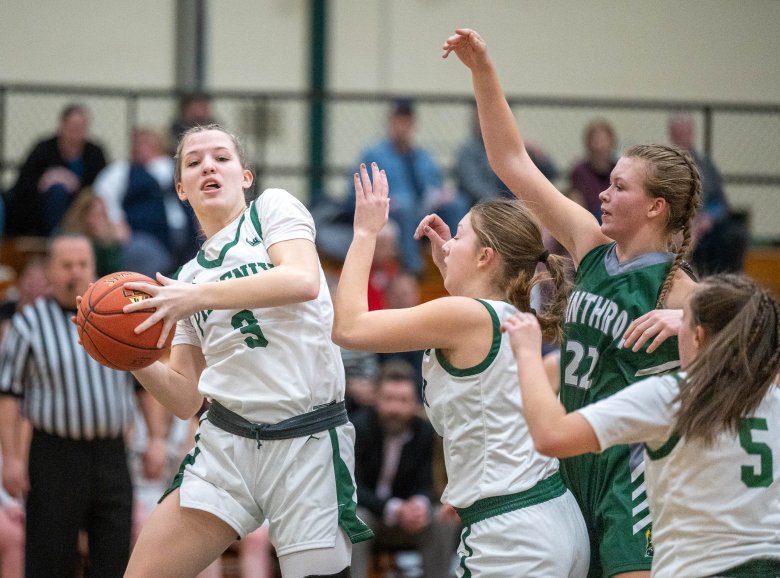 Here are 5 girls basketball teams to watch in western Maine