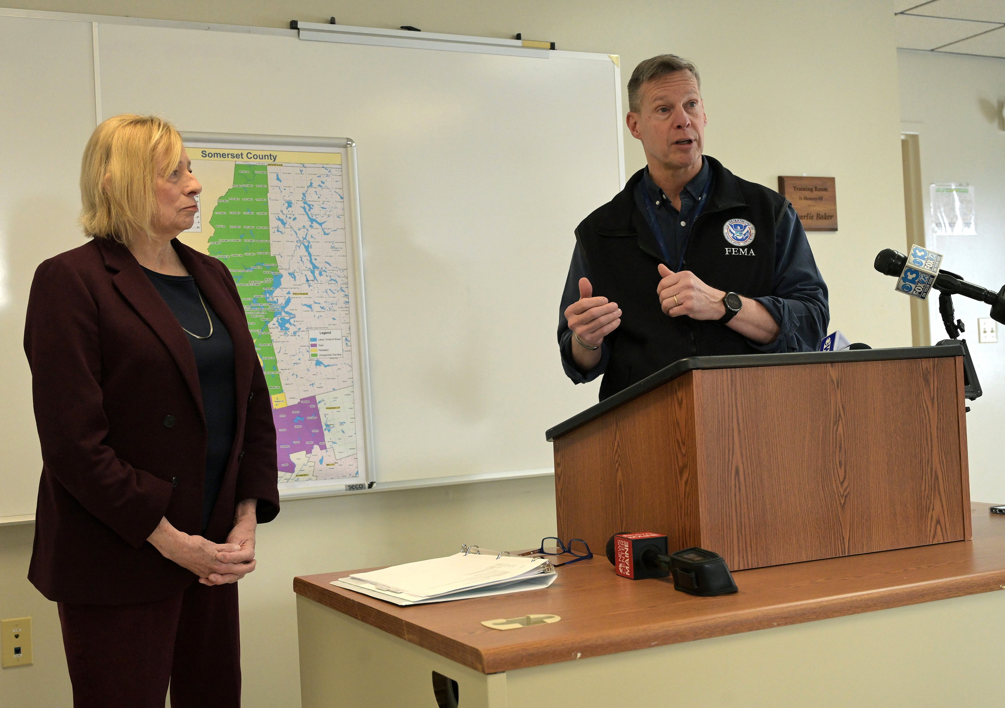 CM FEMA Disaster Recovery Center gallery Kennebec Journal and Morning