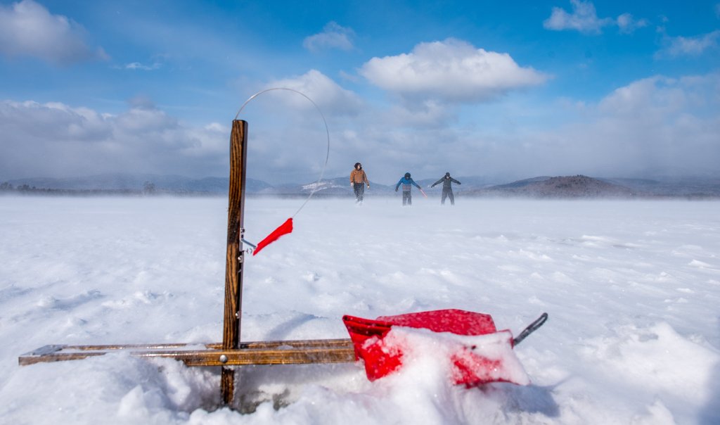 GALLERY: Ice Fishing at Roxbury Pond - Kennebec Journal and
