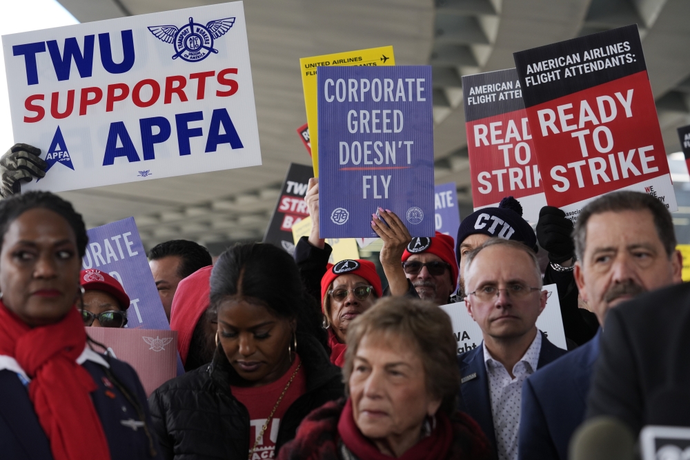 Flight Attendant Protest Illinois