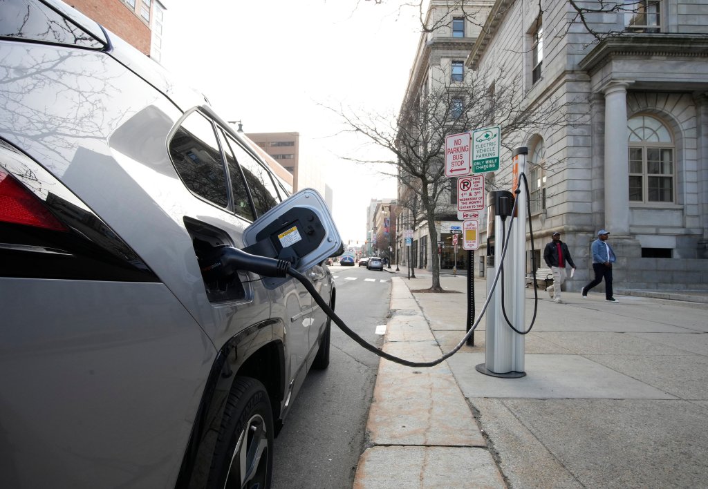 Maine AG asks judge to dismiss EV lawsuit that claims state is failing to reach climate goals