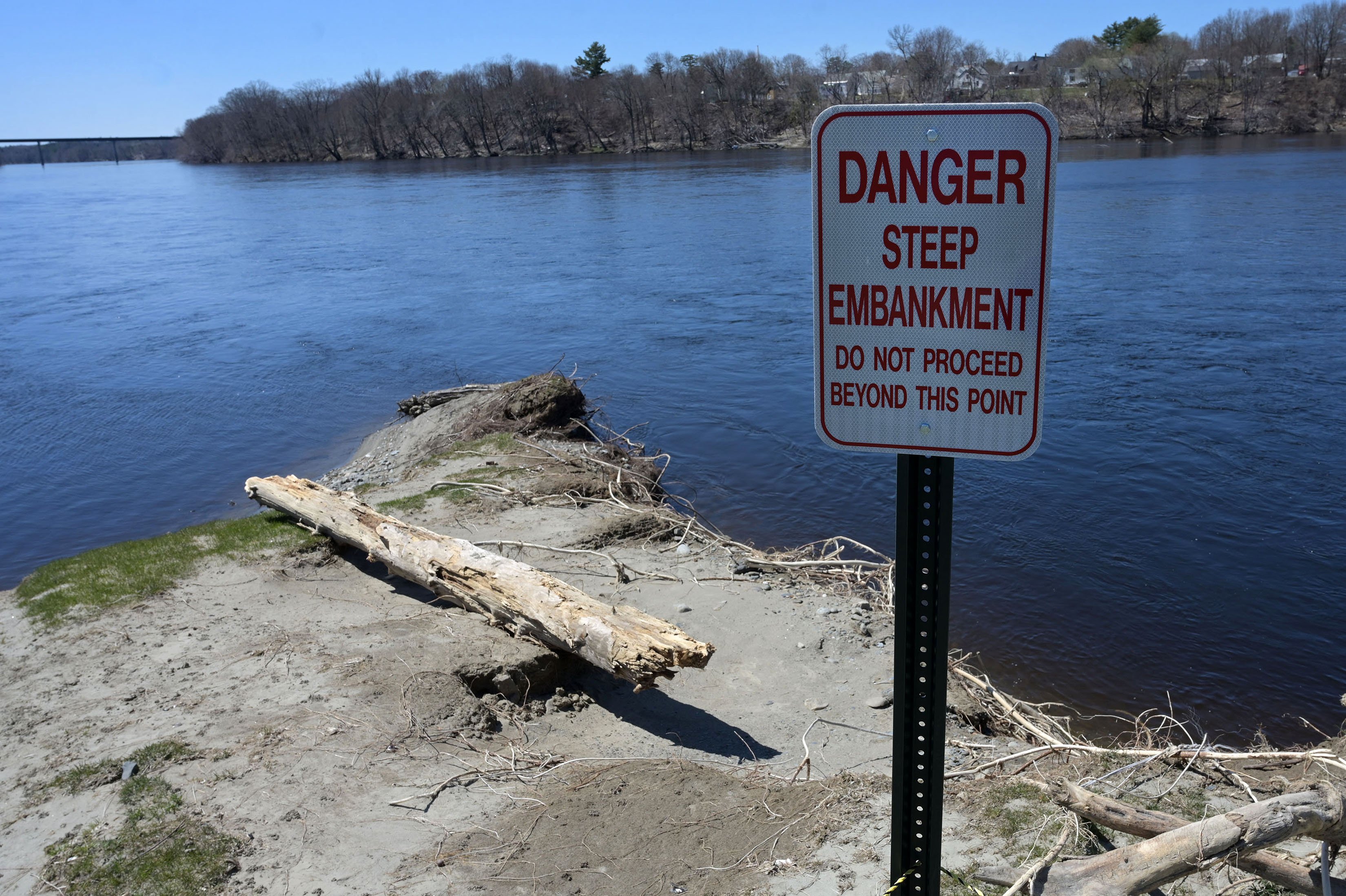 Fort Halifax Park in Winslow to reopen Friday after monthslong closure - Vimarsana News